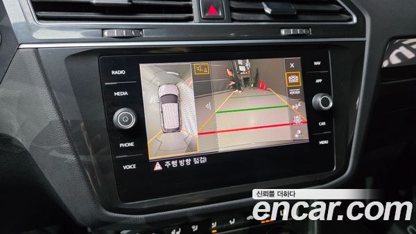 Volkswagen Tiguan 2020, фото 22