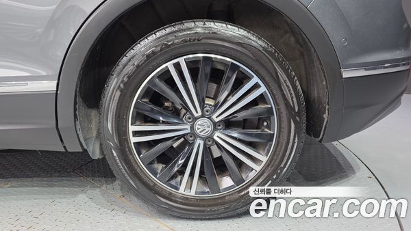 Volkswagen Tiguan 2020, фото 7