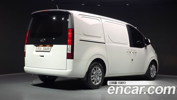 Hyundai Staria 2022, фото 2