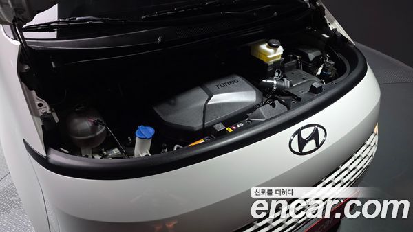 Hyundai Staria 2022, фото 6