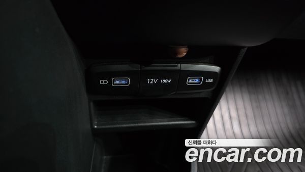 Hyundai Staria 2022, фото 23