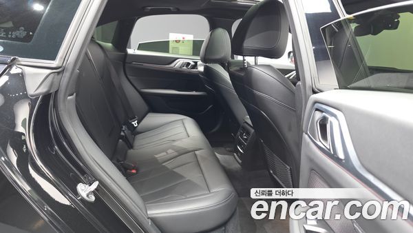 BMW i4 2022, фото 18
