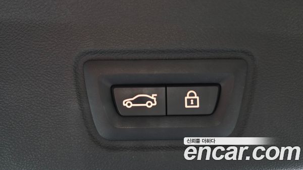 BMW i4 2022, фото 27