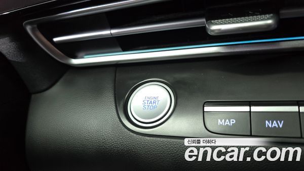 Hyundai Elantra 2023, фото 24
