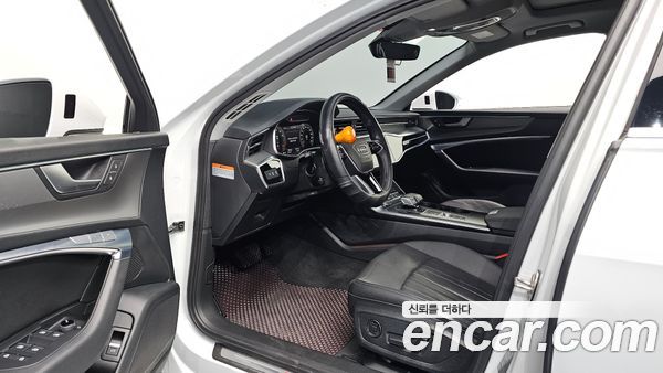 Audi A6 2021, фото 12