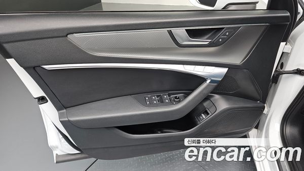Audi A6 2021, фото 13