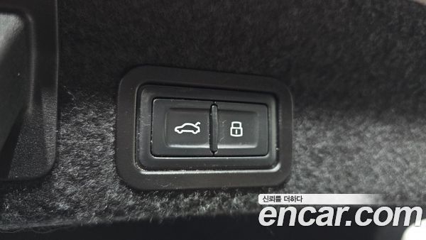 Audi A6 2021, фото 32