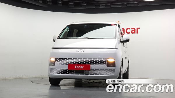 Hyundai Staria 2023, фото 3