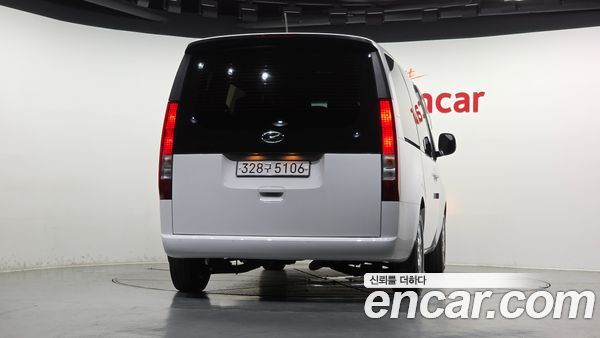 Hyundai Staria 2023, фото 4