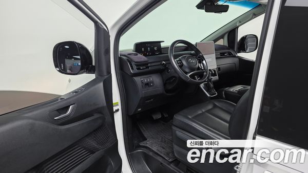 Hyundai Staria 2023, фото 13