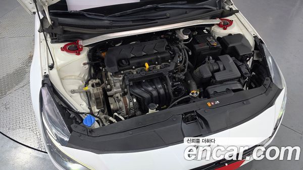 Hyundai Elantra 2022, фото 6