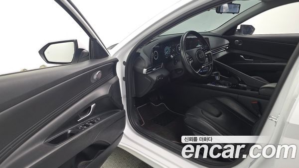 Hyundai Elantra 2022, фото 13