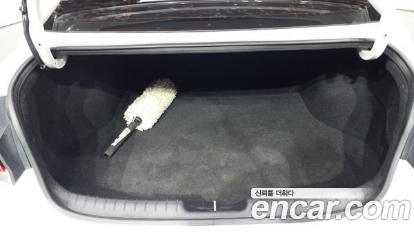Hyundai Elantra 2022, фото 22