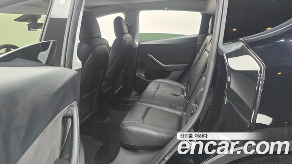 Tesla Model Y 2022, фото 12