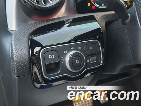 Mercedes-Benz CLA 2022, фото 12
