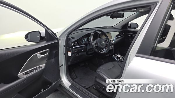 Kia Niro 2023, фото 13