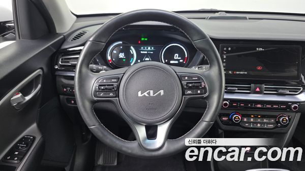 Kia Niro 2023, фото 21