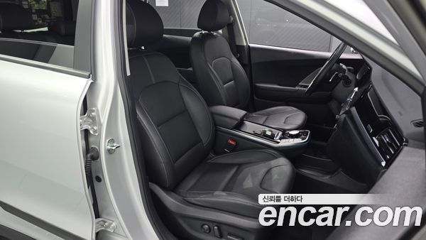 Kia Niro 2023, фото 16