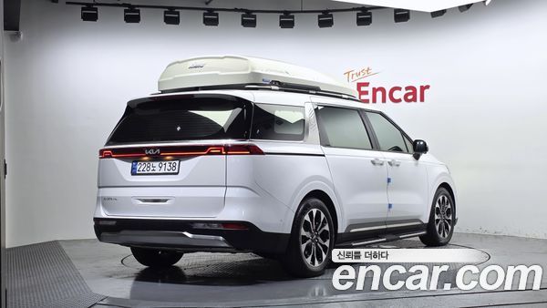 Kia Carnival 2023, фото 2