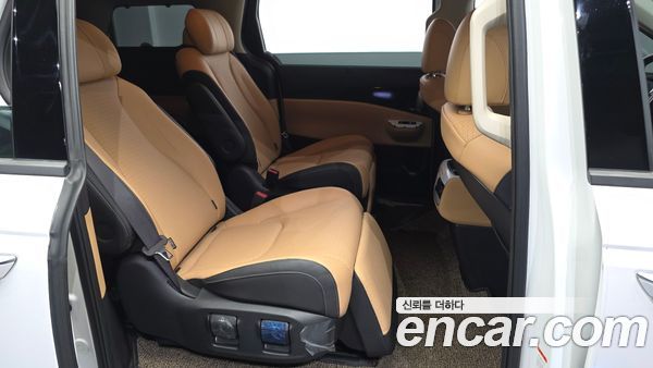 Kia Carnival 2023, фото 18