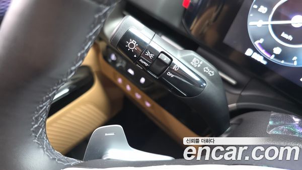 Kia Carnival 2023, фото 37