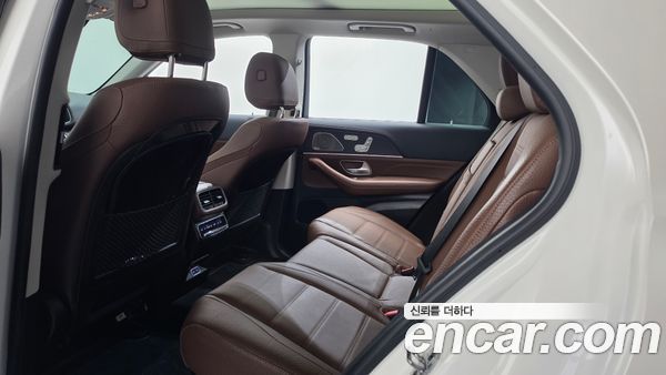 Mercedes-Benz GLE 2024, фото 29
