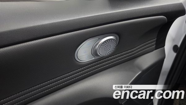 Hyundai Elantra 2024, фото 29