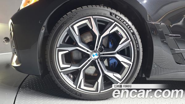 BMW i4 2022, фото 5