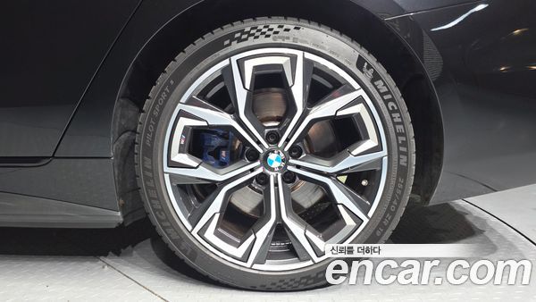 BMW i4 2022, фото 7