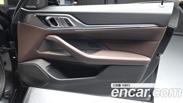 BMW i4 2022, фото 14