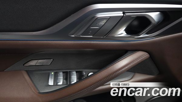 BMW i4 2022, фото 32