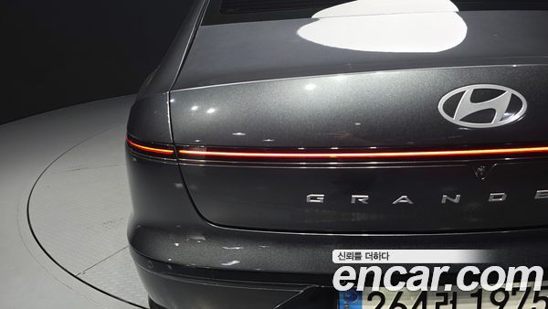 Hyundai Grandeur 2023, фото 9
