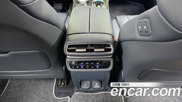Genesis GV80 2026, фото 24