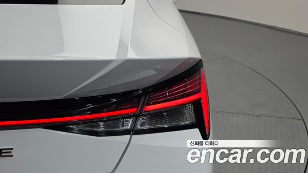 Hyundai Elantra 2021, фото 9