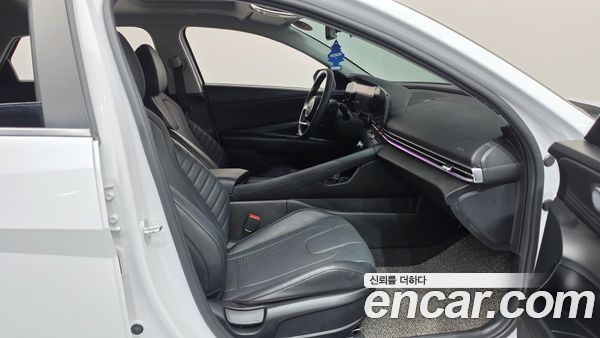 Hyundai Elantra 2021, фото 16