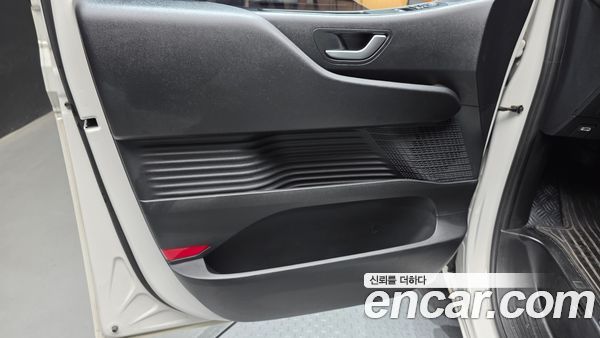 Hyundai Staria 2023, фото 14