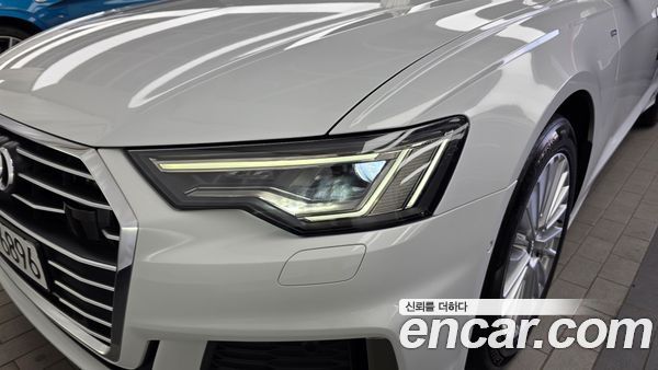 Audi A6 2021, фото 8