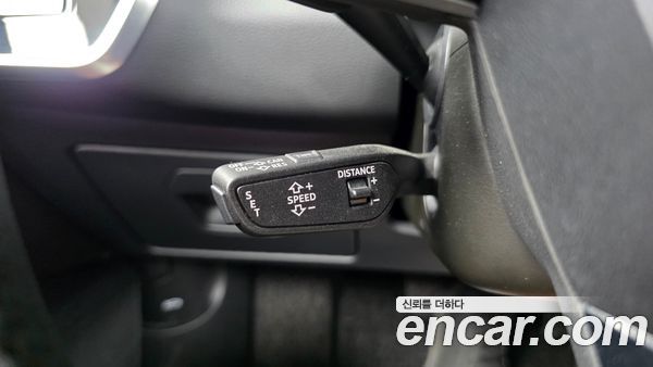 Audi A6 2021, фото 29