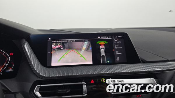 BMW 1 Series 2022, фото 14