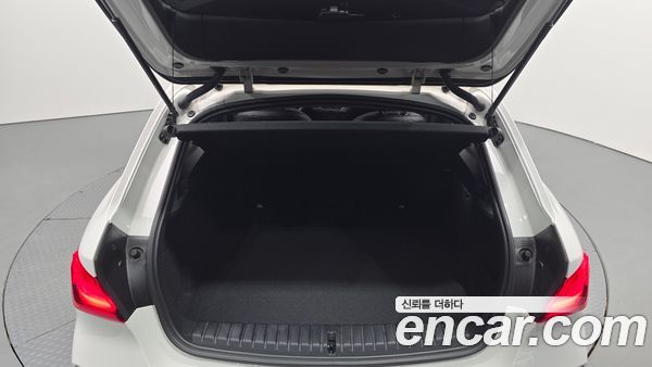BMW 1 Series 2022, фото 20