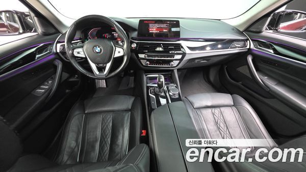 BMW 5 Series 2020, фото 10