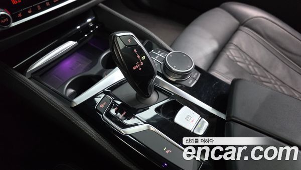 BMW 5 Series 2020, фото 12