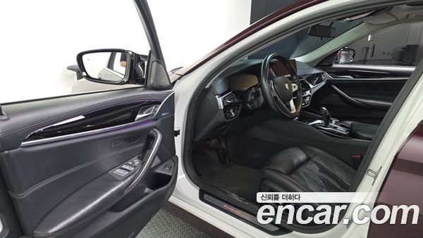 BMW 5 Series 2020, фото 13