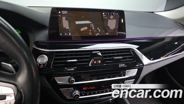 BMW 5 Series 2020, фото 20