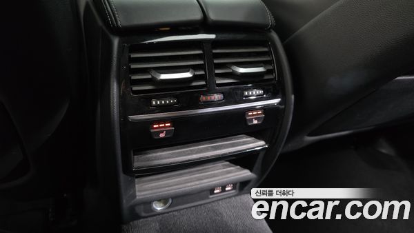 BMW 5 Series 2020, фото 24