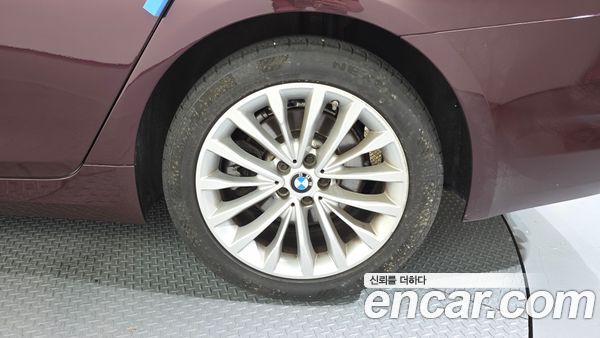BMW 5 Series 2020, фото 7