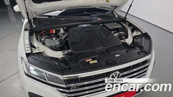 Volkswagen Touareg 2021, фото 5