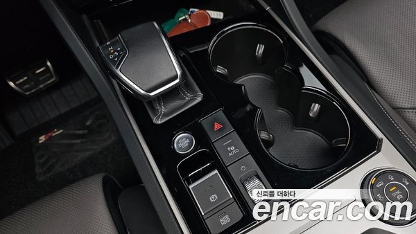 Volkswagen Touareg 2021, фото 11