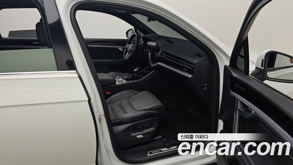 Volkswagen Touareg 2021, фото 16