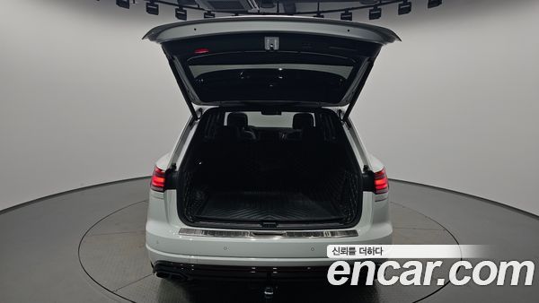 Volkswagen Touareg 2021, фото 25